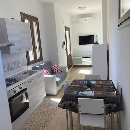 Attico Liberty Guest House Бриндизи Екстериор снимка