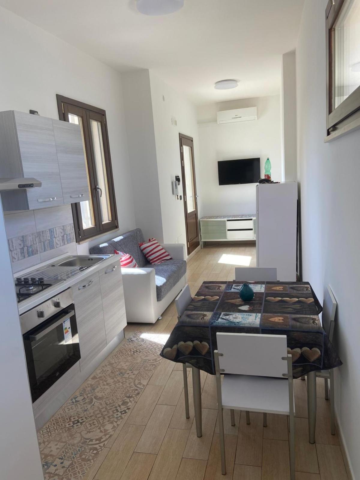 Attico Liberty Guest House Бриндизи Екстериор снимка